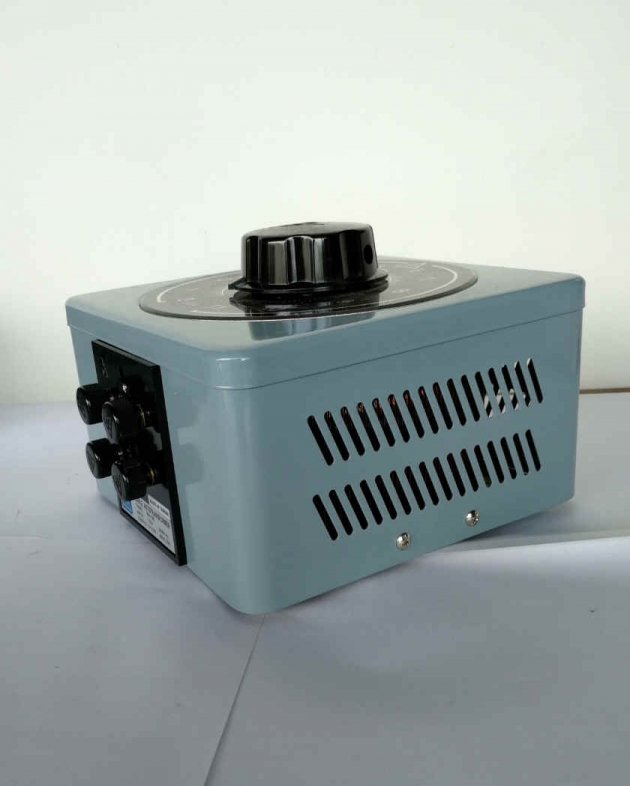 YH-210 Single Phase Variable Voltage Control Transformer, 2200VA (2.2KVA) 5