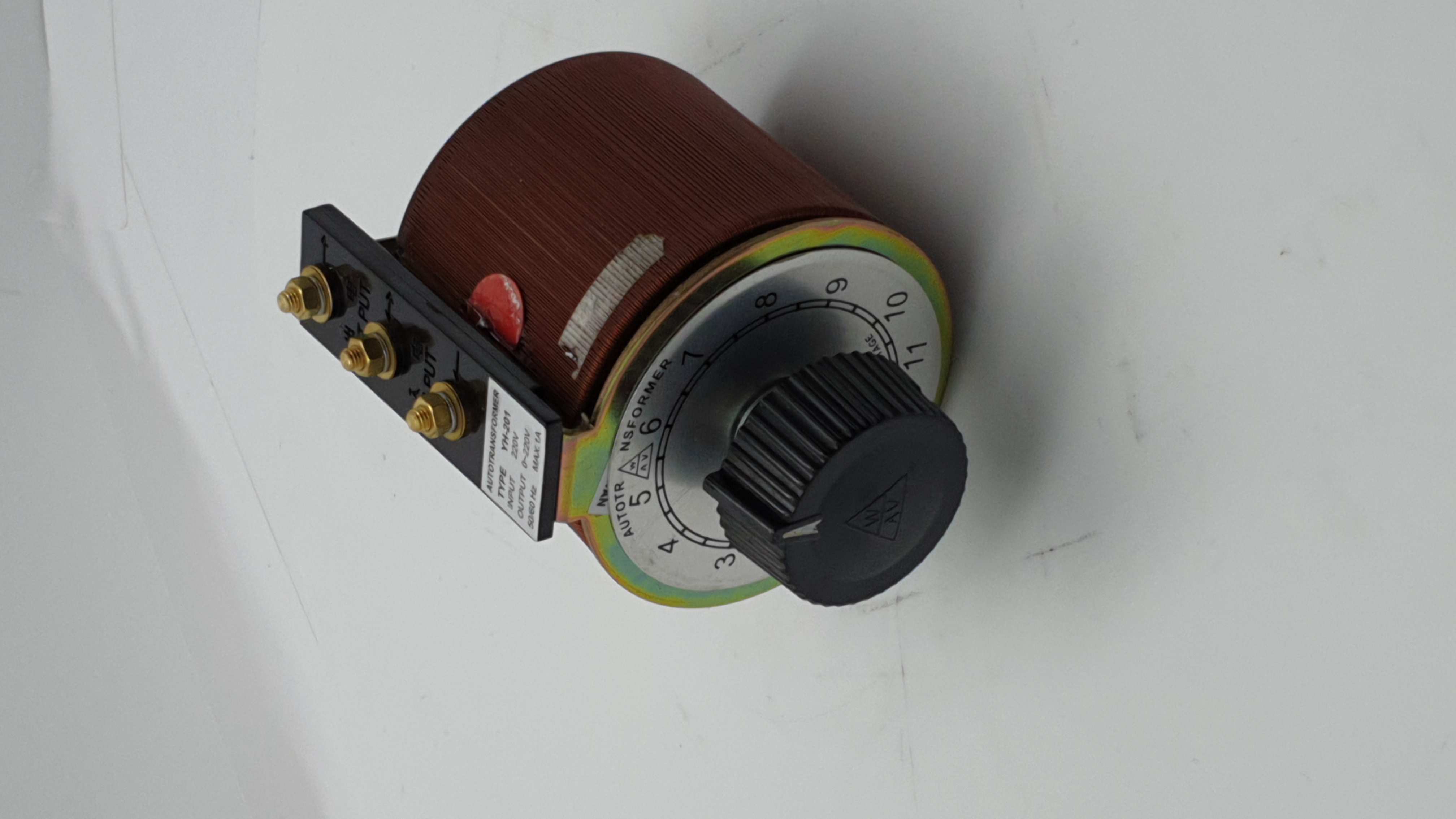 Variac Variable Transformer, Single Phase 220/240V input, 0.22KVA panel mount YH-201(S)